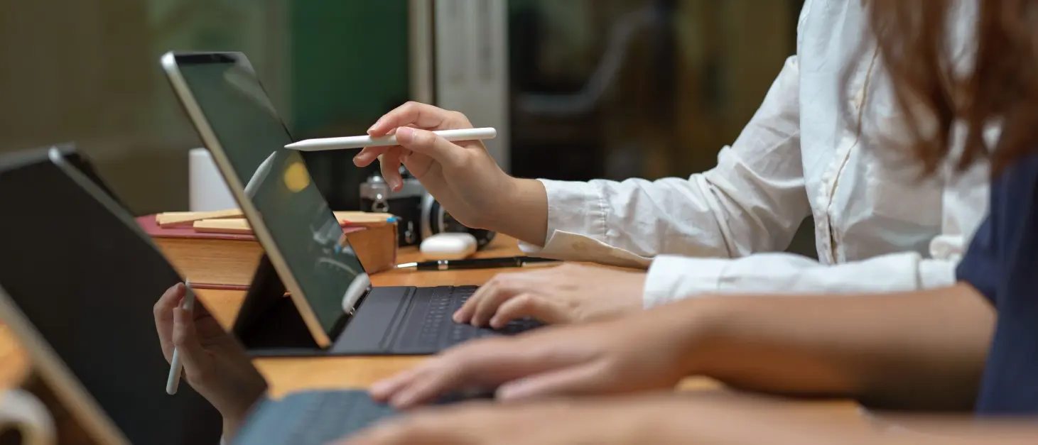 Machen Sie Schluss mit verlorenen Ausweisen<br/>Digitalisieren Sie Schülerausweise jetzt!